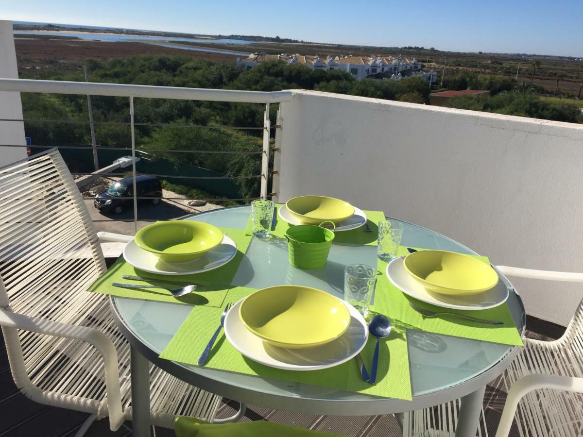 Golden Beach Apartment, Cabanas - Rua Das Giestas Lote 4 J كاباناس تْدي تافيرا المظهر الخارجي الصورة