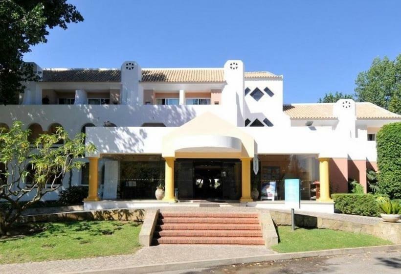Golden Beach Apartment, Cabanas - Rua Das Giestas Lote 4 J كاباناس تْدي تافيرا المظهر الخارجي الصورة